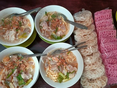 Mie Kocok Mang Dadeng