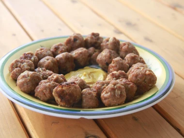 Sebagai panganan populer di kalangan masyarakat, bakso juga memiliki berbagai fakta dan mitos. (Pixabay)