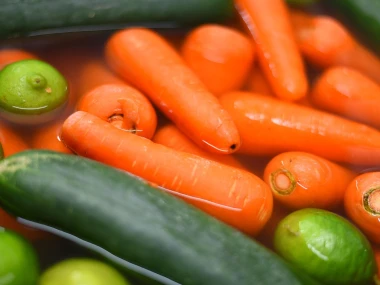 Mentimun dan wortel.