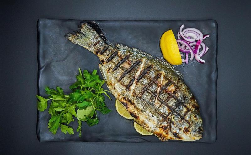 Ikan bakar.