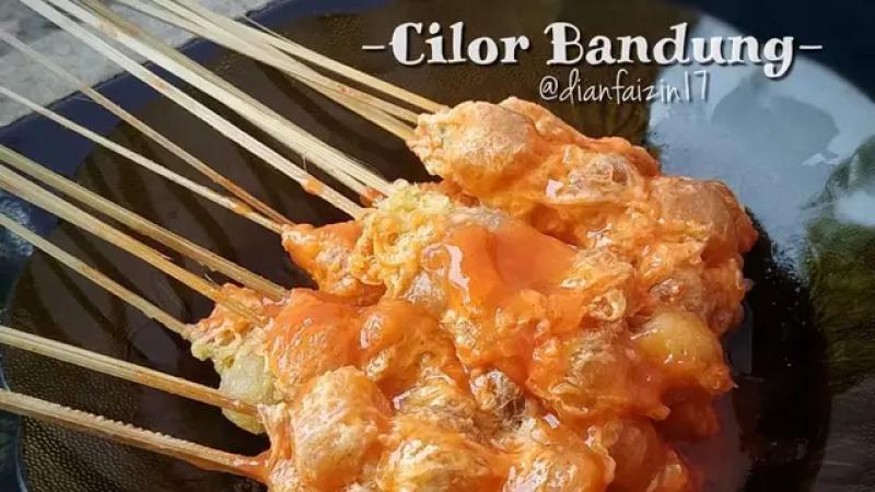 Cilor adalah singkatan dari aci telor, sebuah jajanan kaki lima khas Indonesia yang terbuat dari adonan aci (tepung tapioka) yang dibalut telur dan digoreng.
