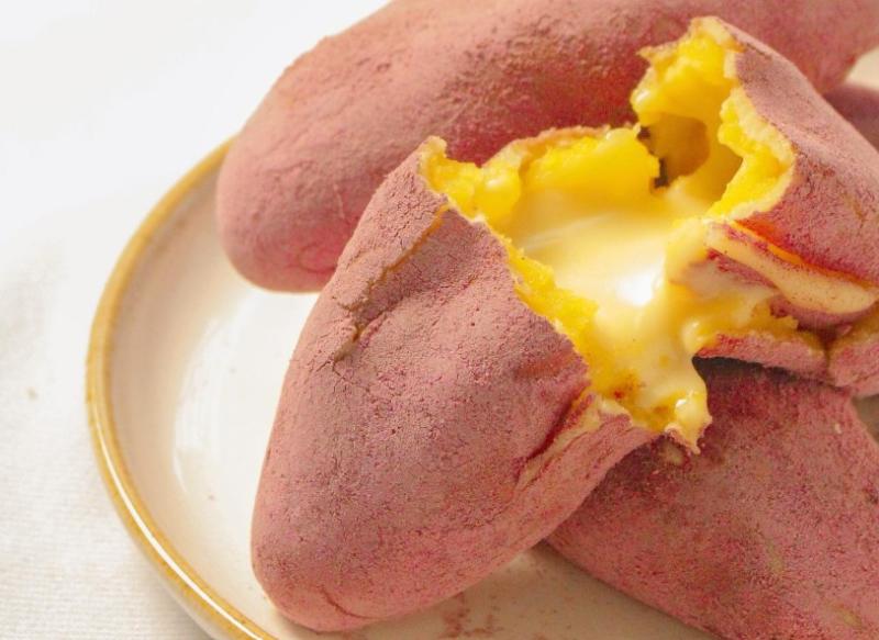 Goguma ppang dibuat dari ubi yang dicampur tepung tapioka dan bahan lainnya.