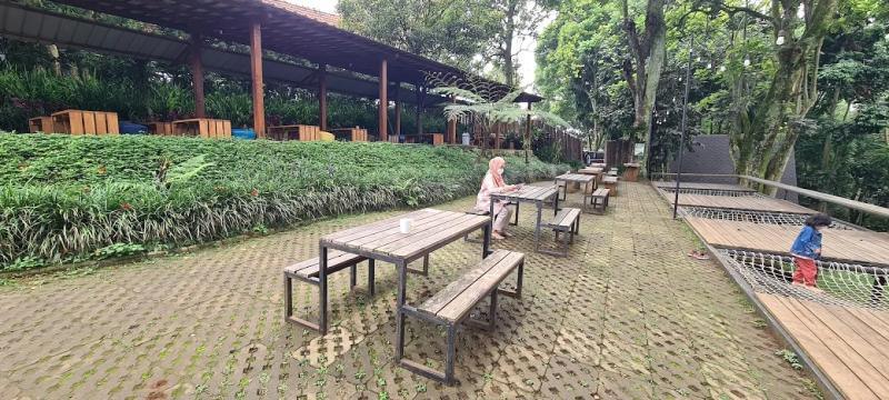 Cafe D’Pakar