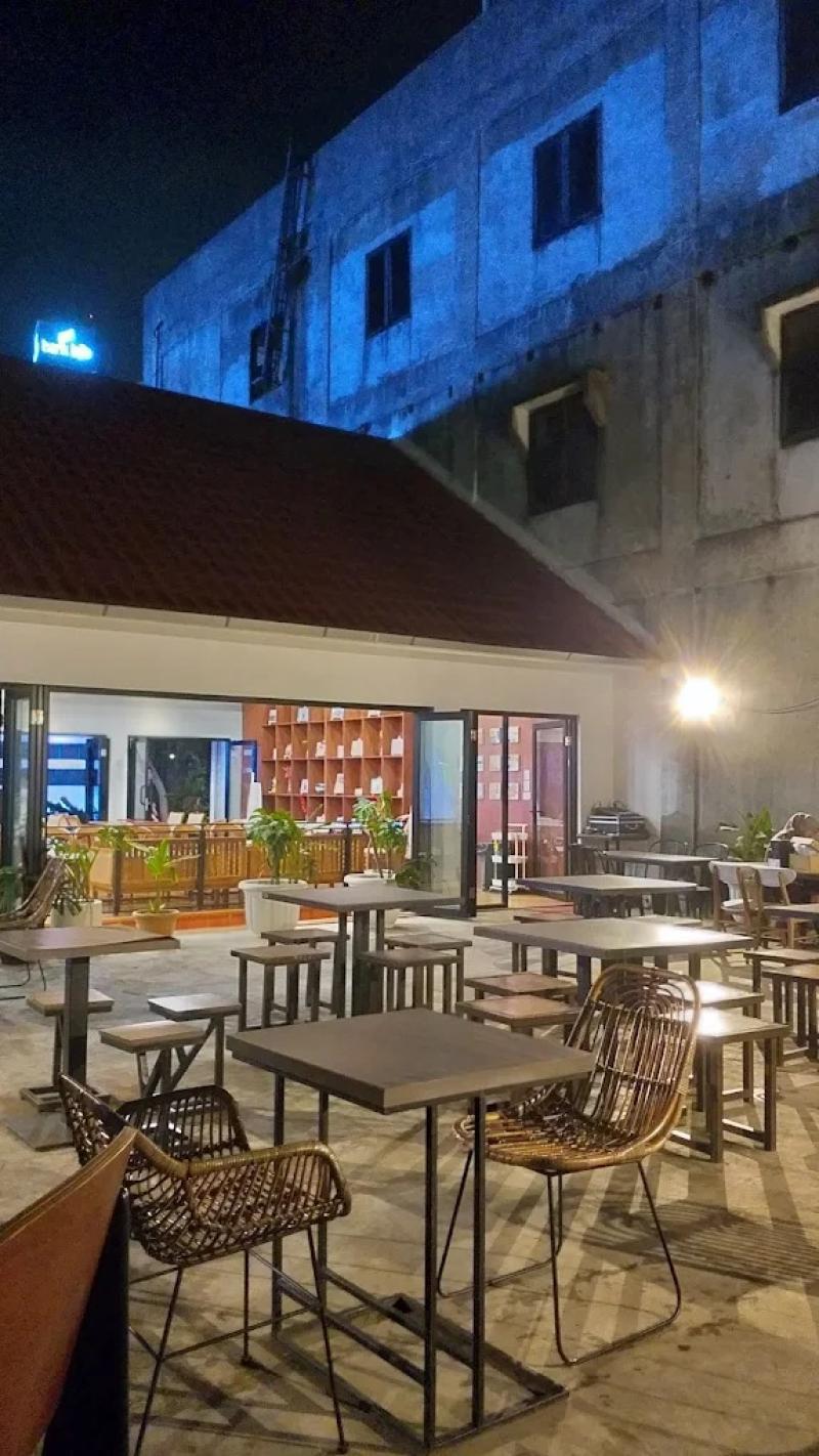 Le Braga Coffee & Kitchenette