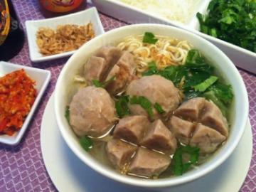 Bakso sapi kenyal. (Cookpad)