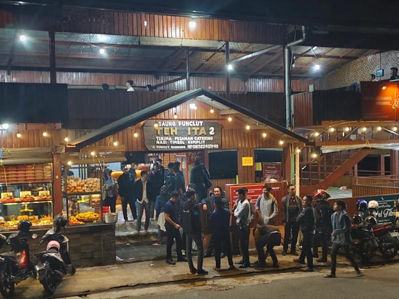 Saung Punclut Teh Ita 2