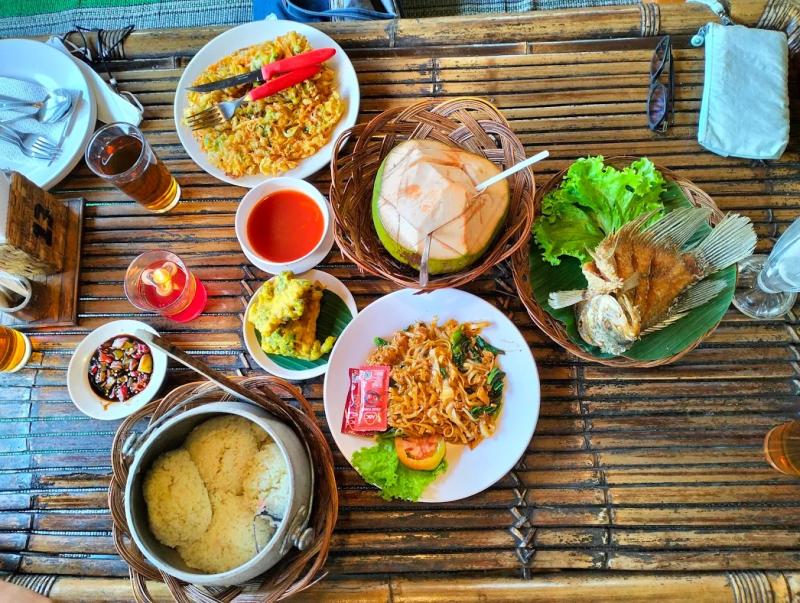 Saung Gawir