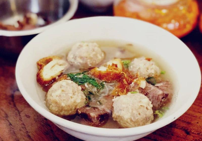 Bakso Soun dan Mie Ayam Lodaya. (Instagram @baksosoun_lodaya)