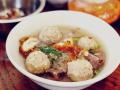 Bakso Soun dan Mie Ayam Lodaya. (Instagram @baksosoun_lodaya)
