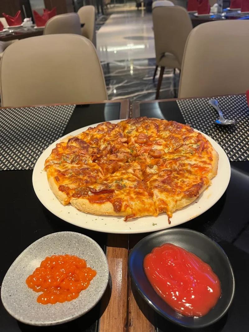 Pizza Rendang ala Chef Jonet Edi Sarwono