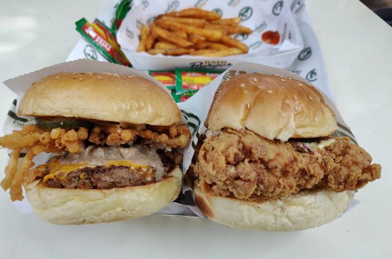 BBQ Mountain Boys Burger