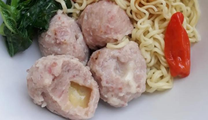 bakso mozarella