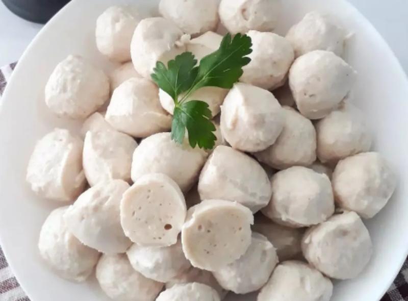 Bakso ayam.