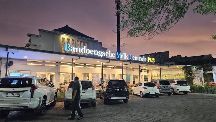 kedai susu