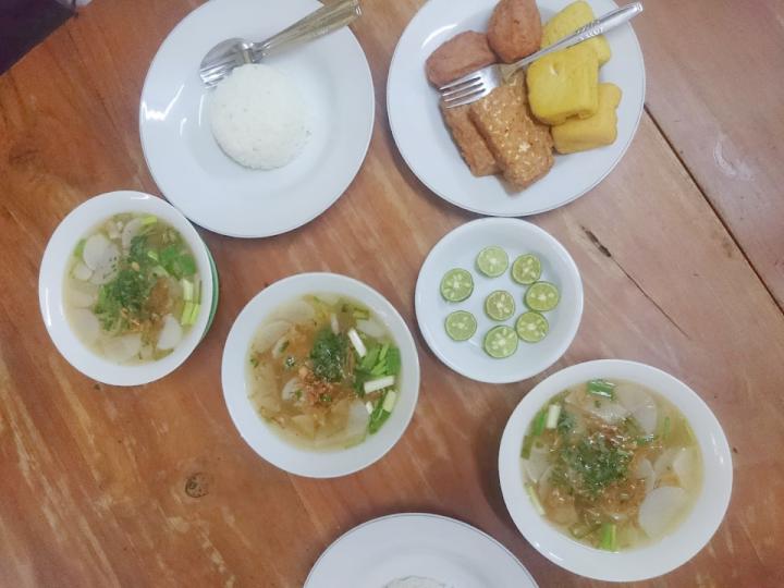 Soto Bandung M. Tarya