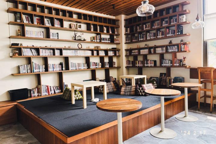 Nimna Bookcafé 