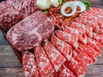 Potongan unik seperti Flat Iron, Hanger Steak, Picanha, Tri-Tip, dan Denver Steak menawarkan pengalaman makan yang berbeda dengan tekstur, rasa, dan karakter.