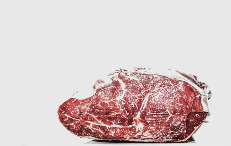 Daging sapi. 