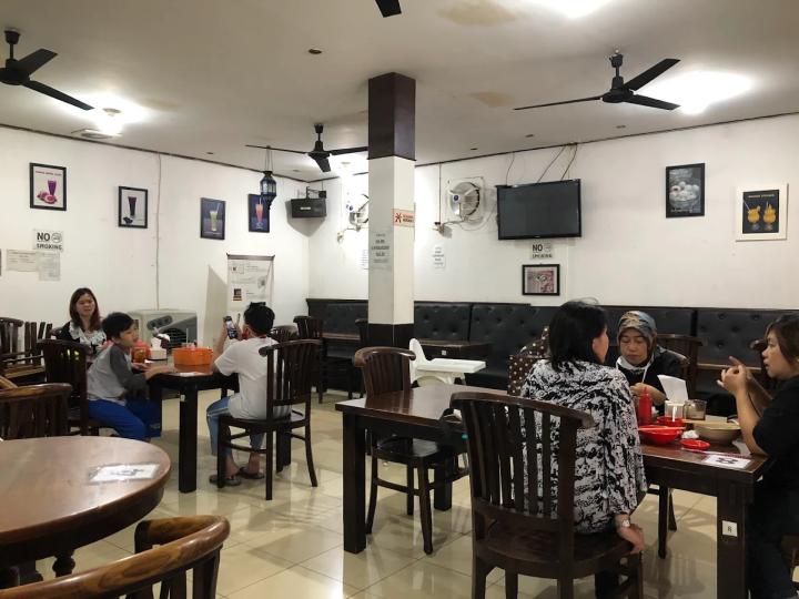 Bakmi Apin.